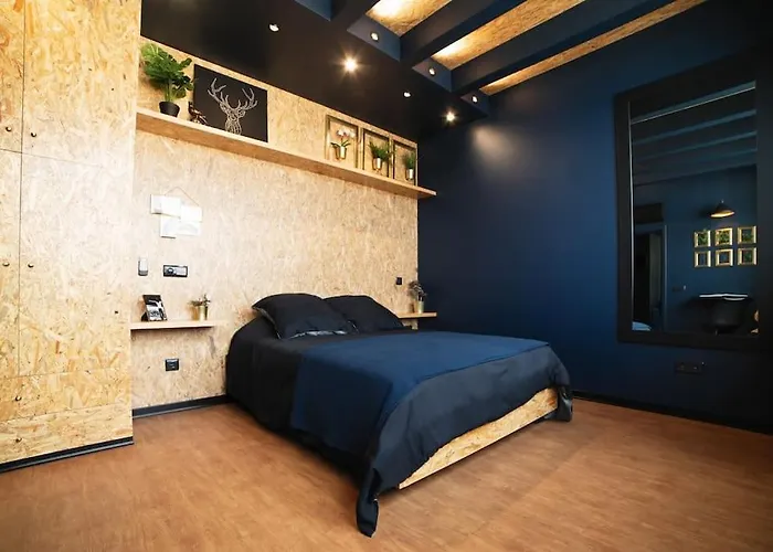 Super - Deep Blue Apartment