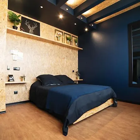 Super - Deep Blue Apartman
