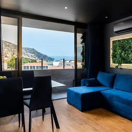 Super - Deep Blue Apartman